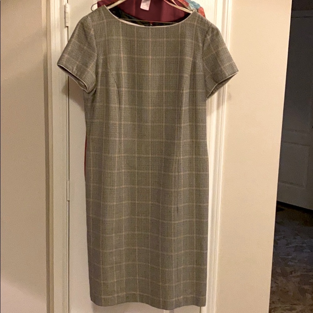 Elegant Gray Plaid Women's Dress